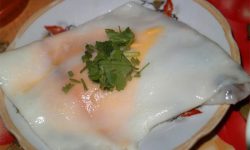 Bánh cuốn trứng Lạng Sơn ngon nức tiếng