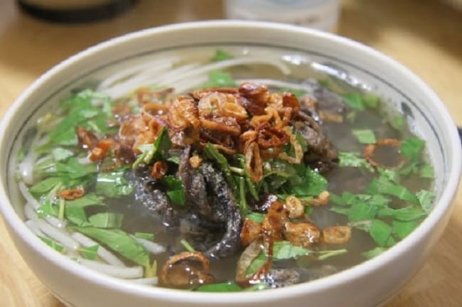 Món bún lươn chứa nhiều hàm lượng dưỡng chất cho bé