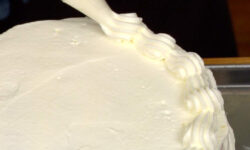 Thành phẩm kem bơ sữa tươi trang trí bánh, hoàn thành kem phủ