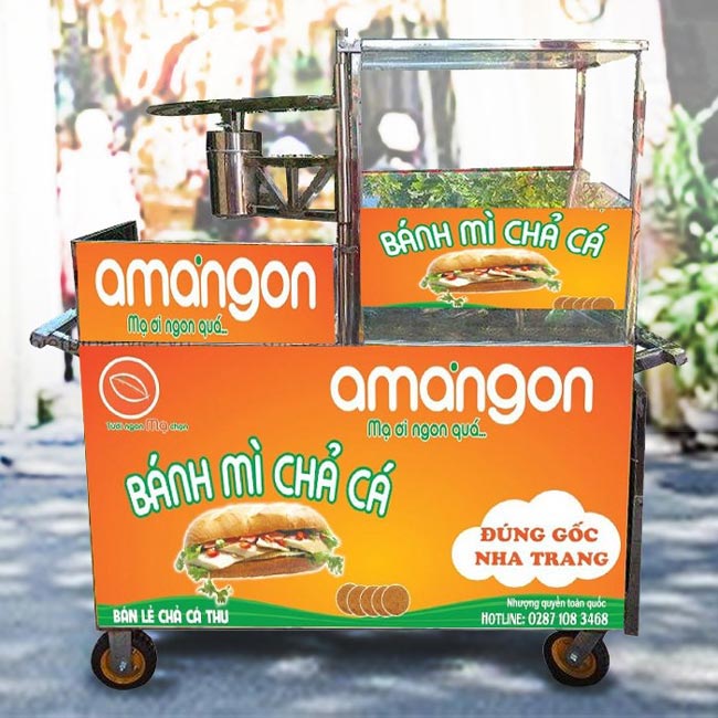 Xe bán bánh mì chả cá Amangon 